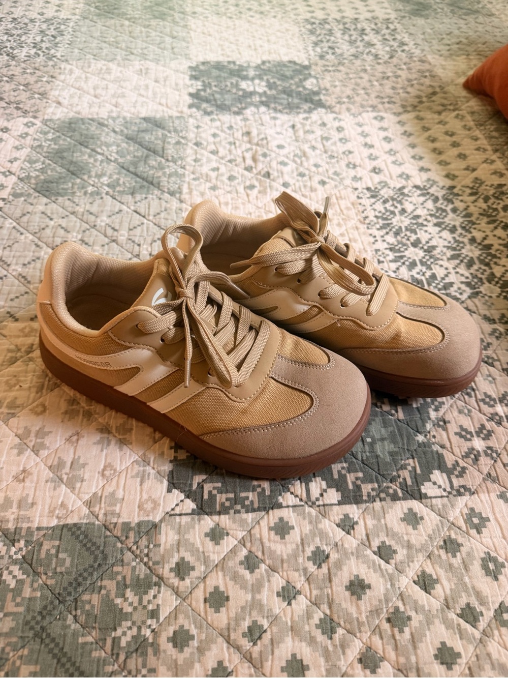 Women’s Hobibear Barefoot Sneakers